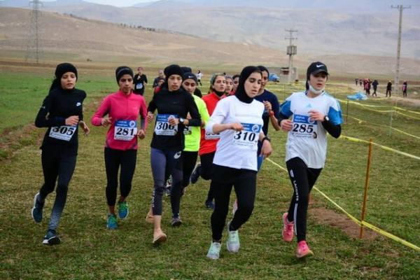 معرفی قهرمانان دوی صحرانوردی دختران نوجوان و جوان کشور معرفی قهرمانان دوی صحرانوردی دختران نوجوان و جوان کشور