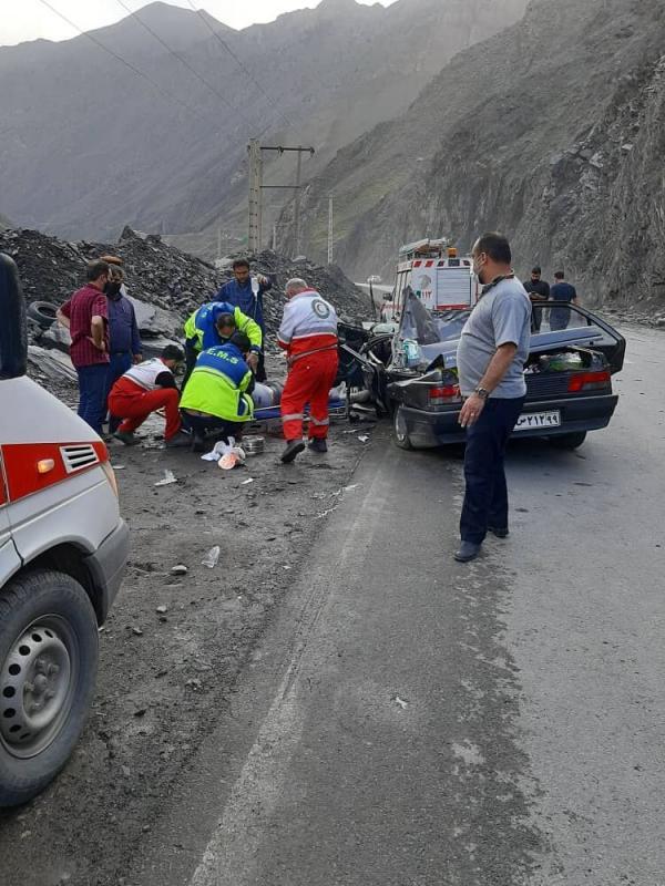 خبرنگاران ریزش سنگ در جاده هراز یک فوتی و چهار مصدوم برجای خبرنگاران ریزش سنگ در جاده هراز یک فوتی و چهار مصدوم برجای گذاشت