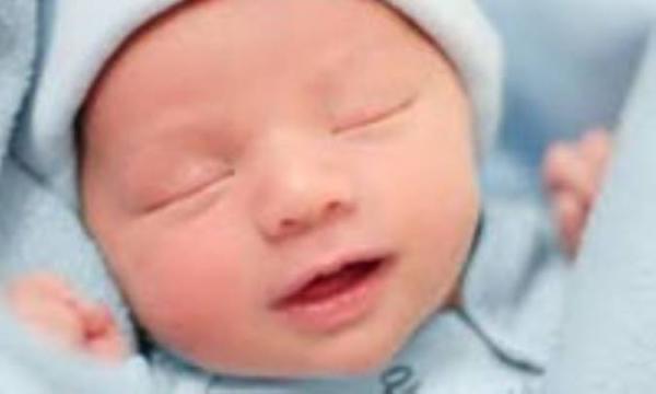 مشخصات و مراقبت های اولیه نوزاد مشخصات و مراقبت های اولیه نوزاد